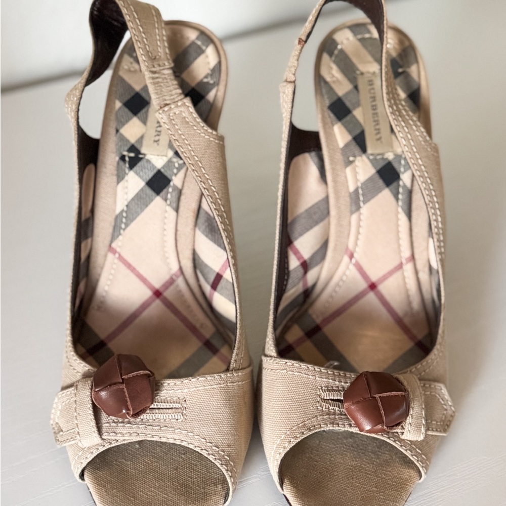 Burberry Beige Peep Toe Slingback Heels - Picture 3 of 7